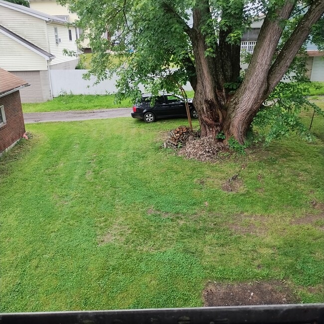 Photo - 932 Morton St