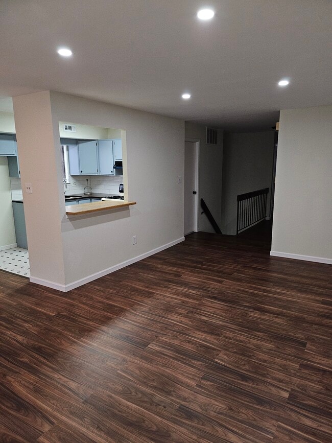 Photo - 1710 Tracey St Unit B