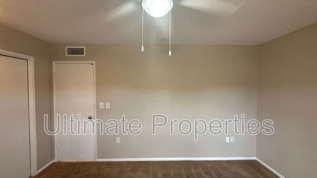 10814 W Saratoga Cir