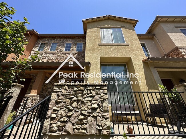 Photo - Wonderful South Natomas 2bd/2.5ba Condo wi...