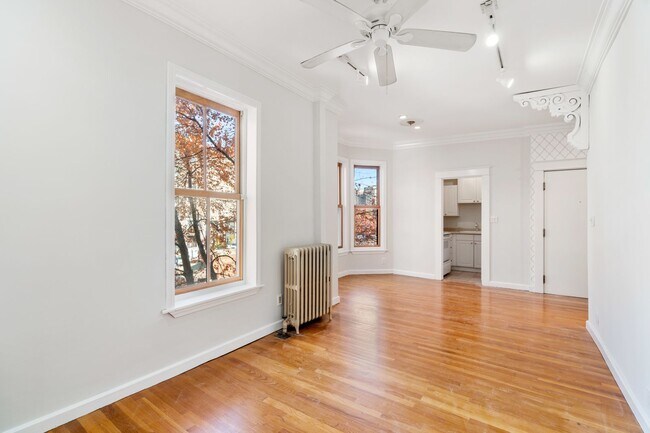 Photo - 17 Cazenove St Unidad 406