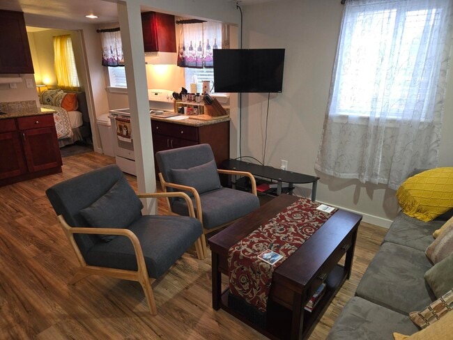 Photo - 1213 5th St Unit B