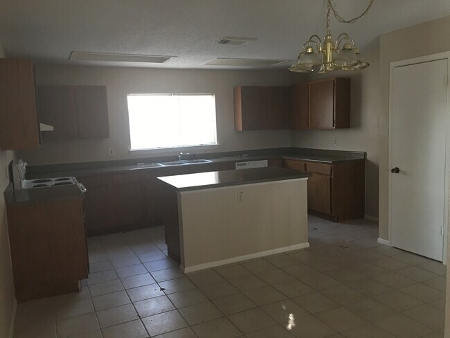 Photo - 8251 Sunshine Trail Dr