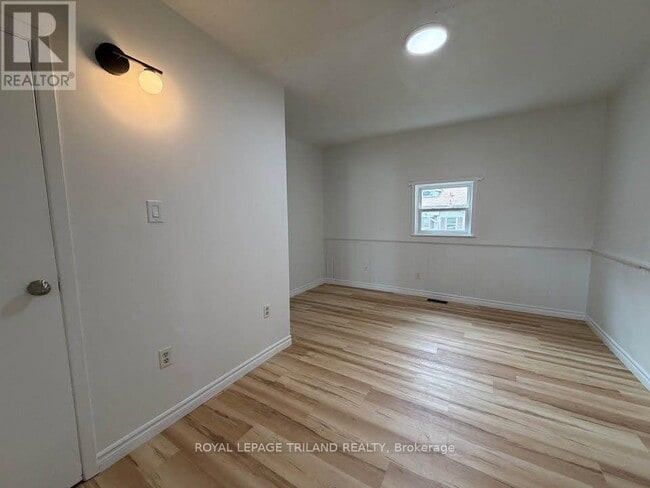 Photo - 21 Jessie St Unit 2