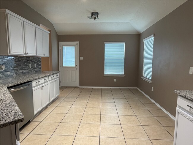 Building Photo - 9510 Barr Spring Dr