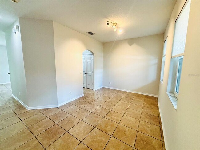 13635 Artesa Bell Dr