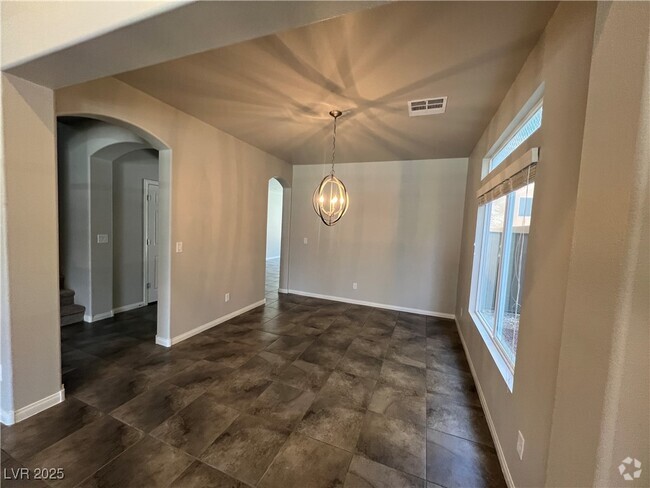 Building Photo - 10164 Cascadia Creek St Rental