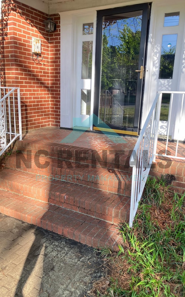 Photo - 414 N 3rd St