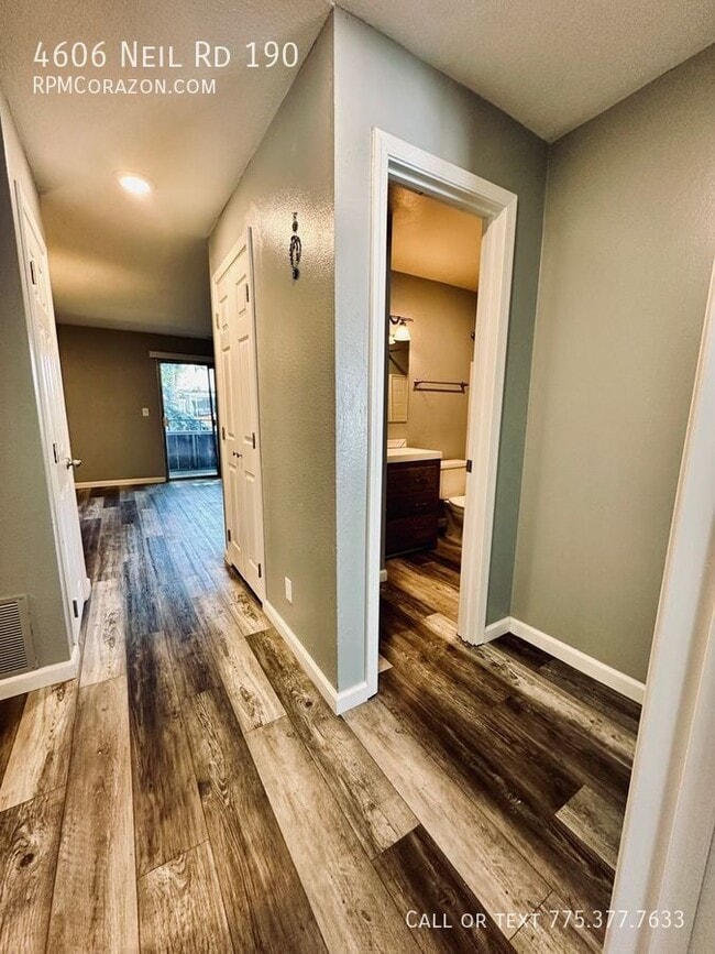 Photo - 4606 Neil Rd