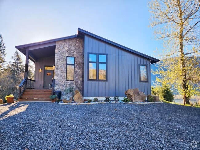 Building Photo - 304 Duncan Creek Rd Rental