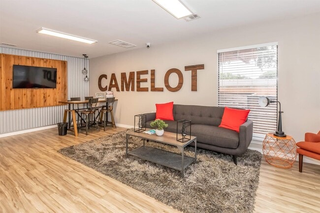 Building Photo - 1212 Hampshire Ln Unit 237-1