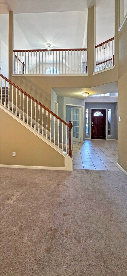 Photo - 2202 Drake Falls Dr