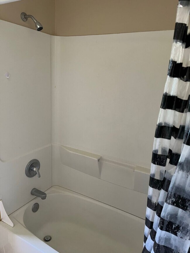 Photo - 2521 Iowa St Unit #4