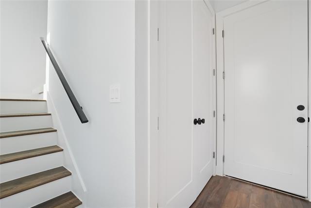 341 Bryan St