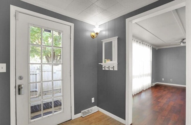 Photo - 1902 Thompson St Unit 127 Grant Street