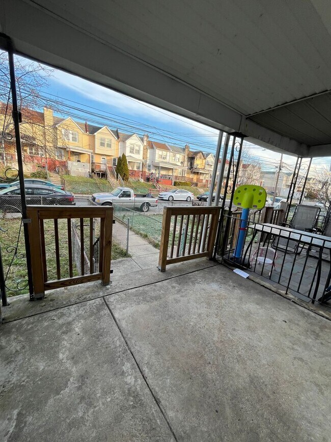 Beautiful 3 Bedroom 1 Bath in Upper Darby Rental House Rental in