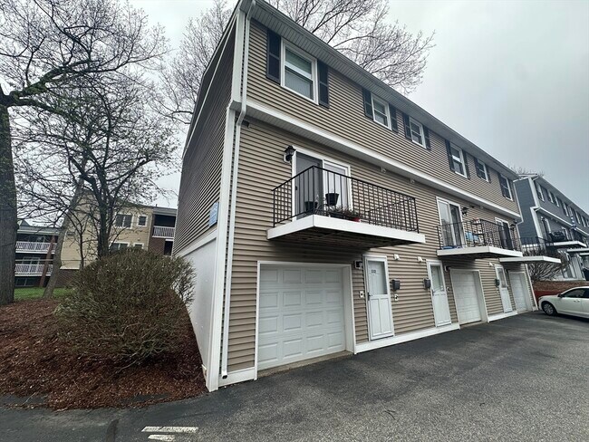 Photo - 1225 Pawtucket Blvd