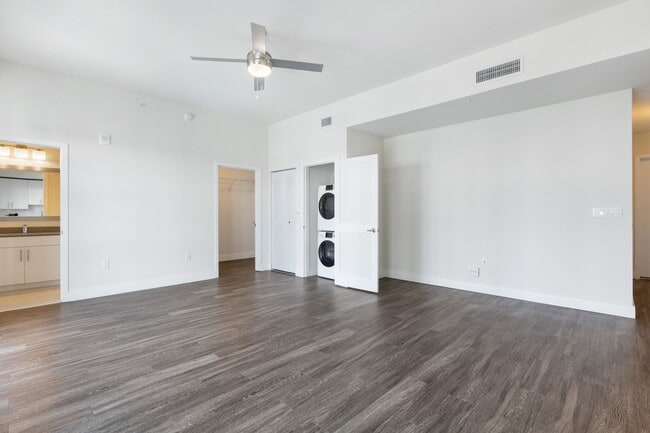 Photo - 426 NE 28th St Unit 204