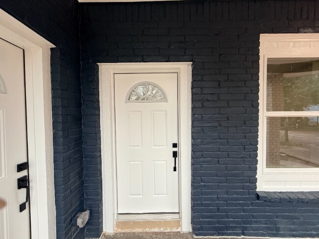 Photo - 1519 McKee St Unidad 2