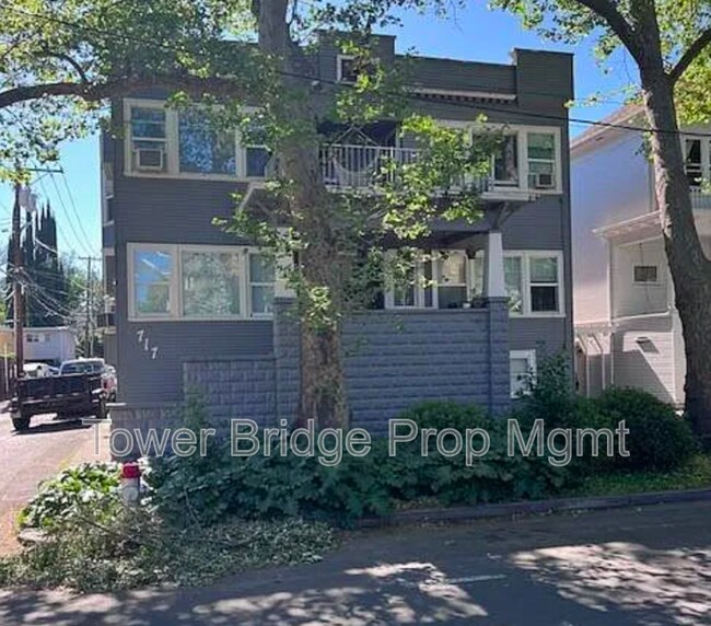 Photo - 717 17th St Condo Unit C