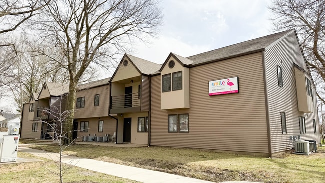 809 W Stoughton