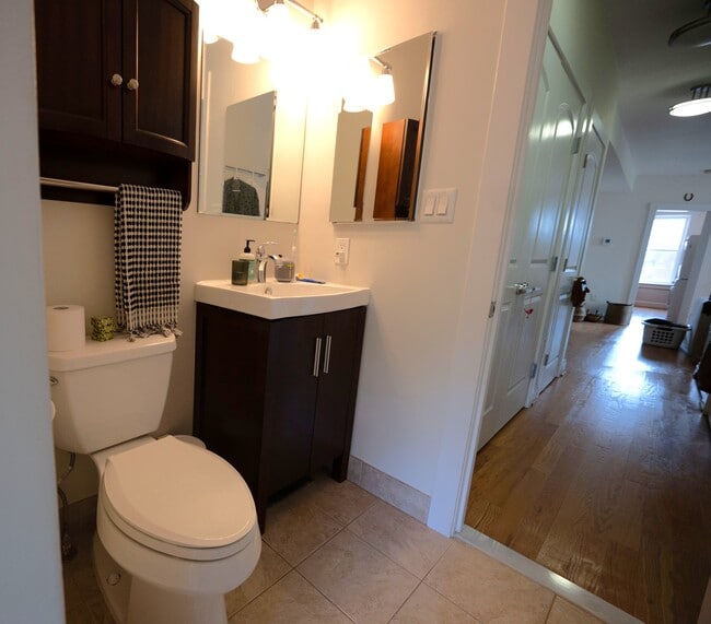 Photo - 2108 R St NW