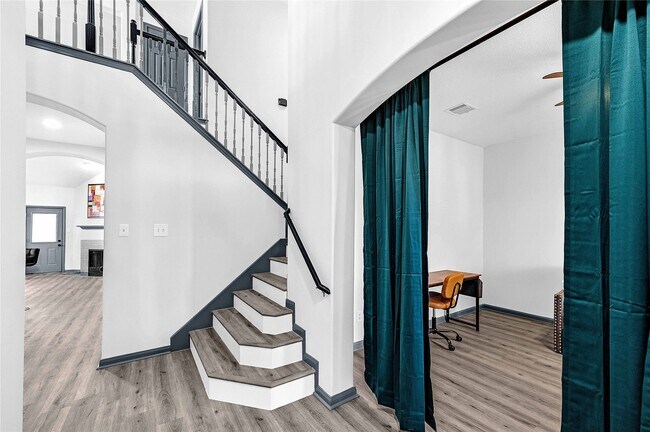 Photo - 6818 Catarina Cir