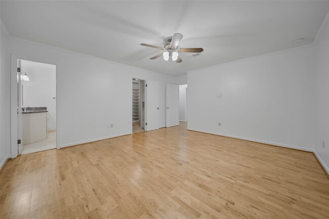Photo - 1067 Lehman St