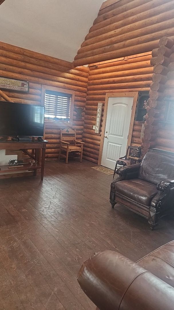 Photo - Cabin for Rent