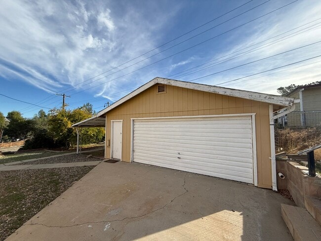 Photo - 101 Jones St