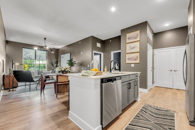 Photo - Luxe 360 on Centerpointe