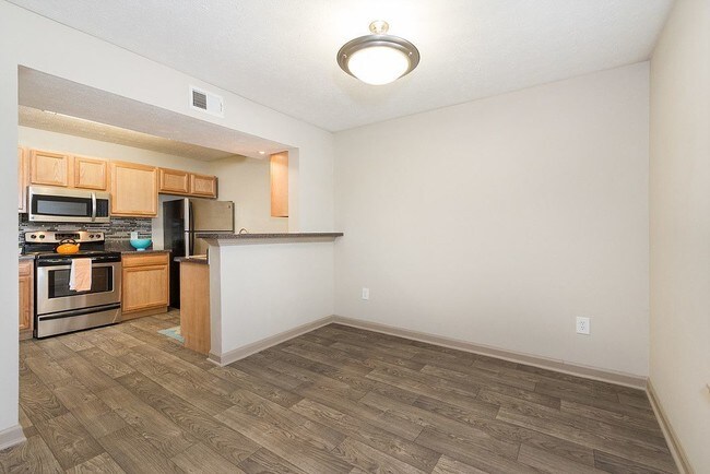 Photo - Edgewater on Lanier