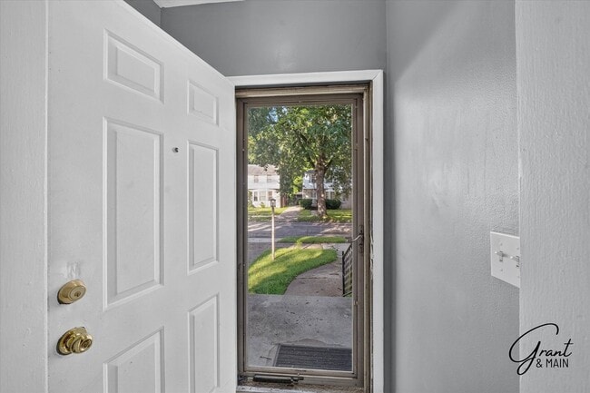 Photo - 17400 Huntington Rd