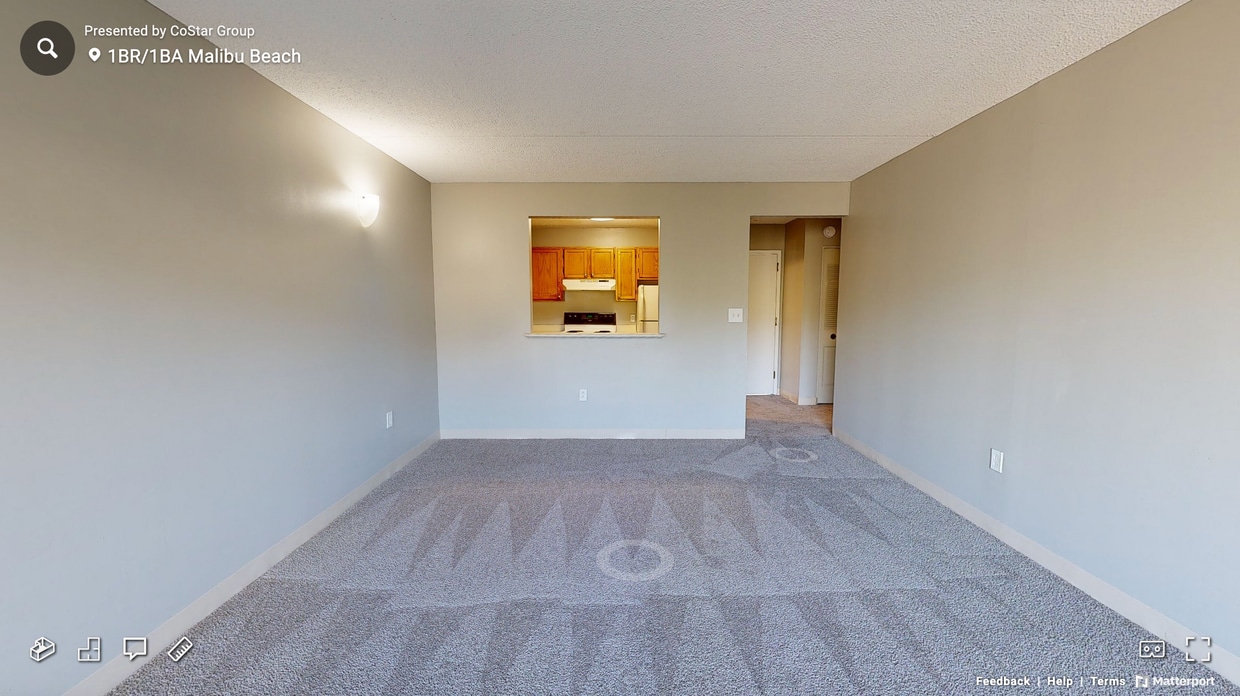 Photo - Harbor Point Apartments