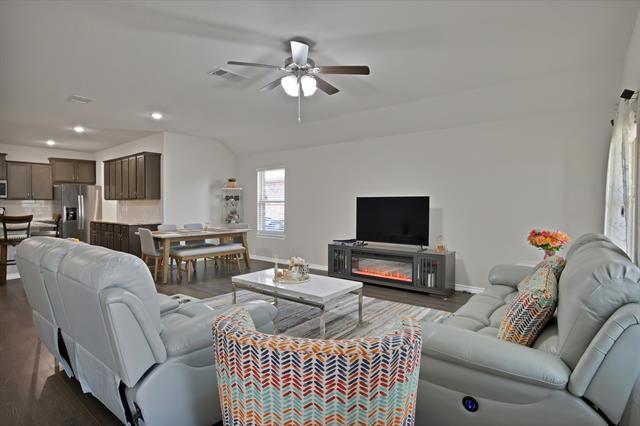 Photo - 1107 Branding Iron Ln
