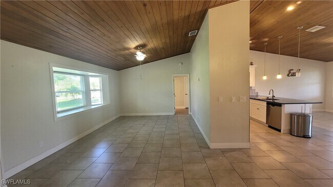 Photo - 1205 SW 21st Terrace House