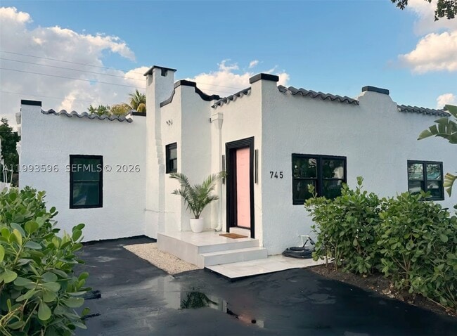 Building Photo - 745 NW 47th St
