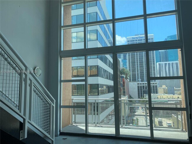 Photo - 253 NE 2nd St Unit 621