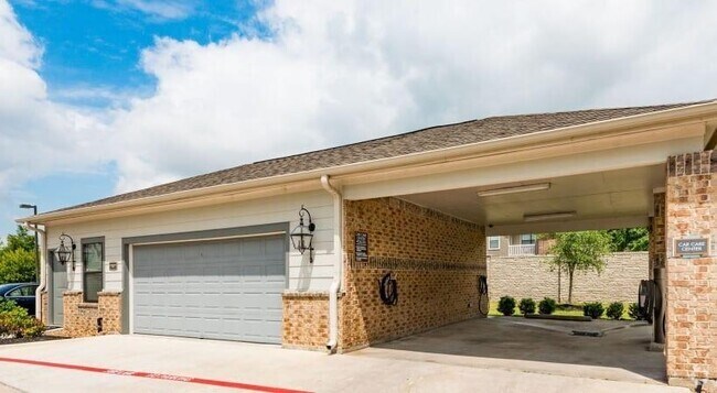 Building Photo - 2101 Kingsley Dr Unit 2227 Rental