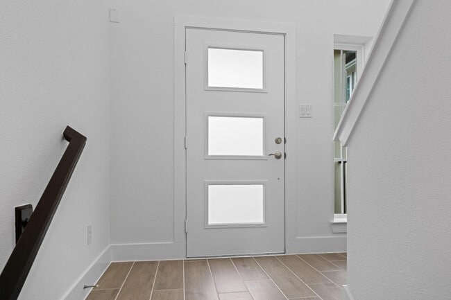 Photo - 1312 Shaded Rock Dr