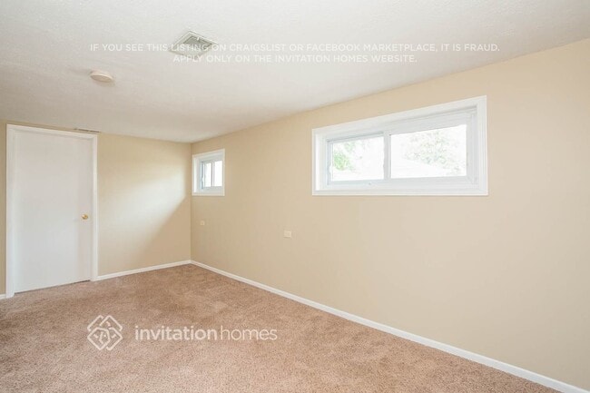 Photo - 16460 Roy St