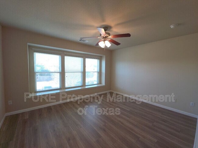 Photo - 4618 Senda Ln