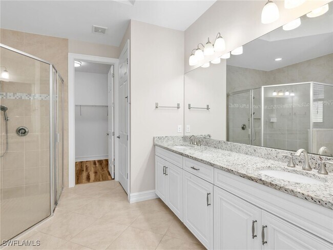 Building Photo - 16313 Aberdeen Wy