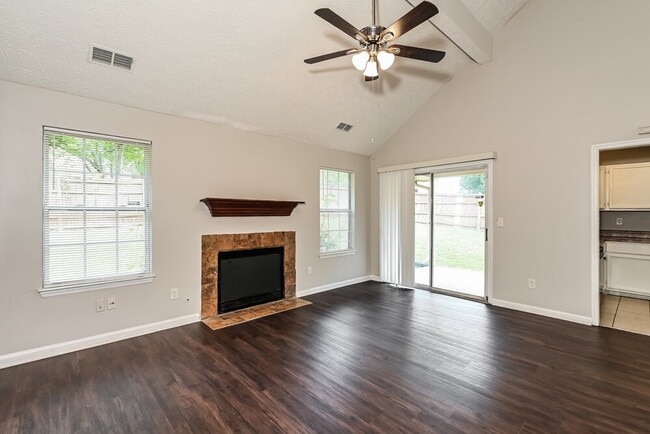 Photo - 2085 Corners Circle Trce