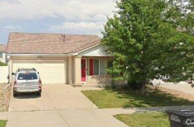 Building Photo - Pristine 3 bed/2 bath home