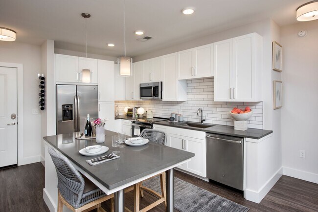 Kitchen - Glenn Perimeter