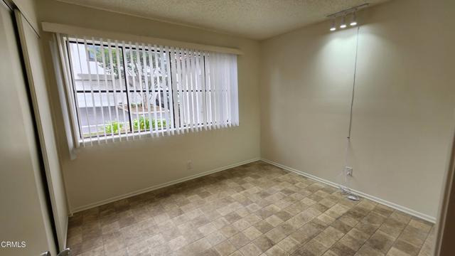 29 Mission Plaza Dr