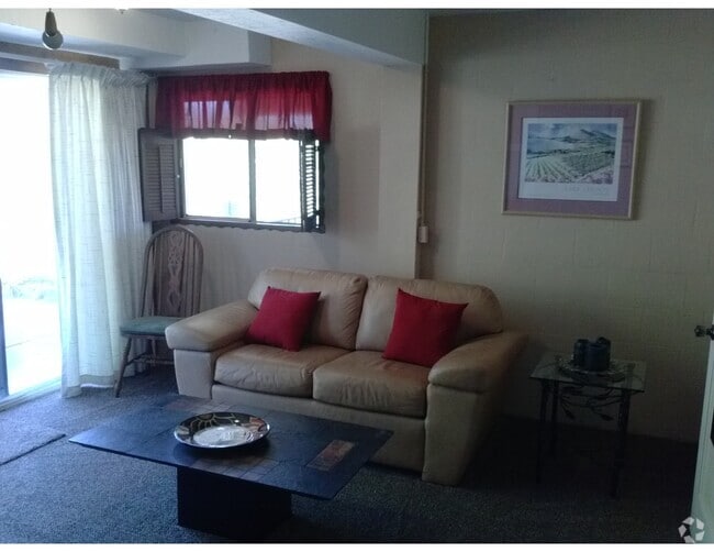 Building Photo - 2395 Eastlake Dr Unit 2 Rental
