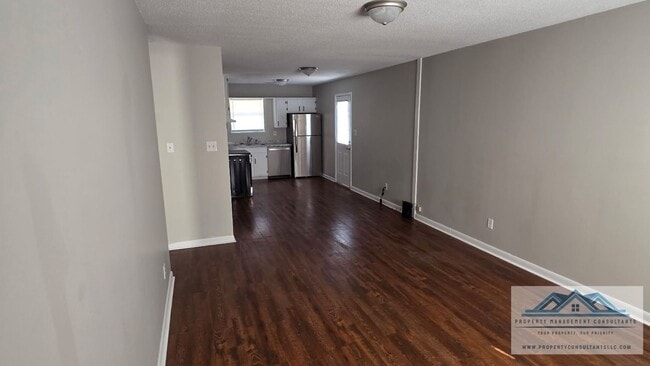 Photo - 1606 Broadway Blvd