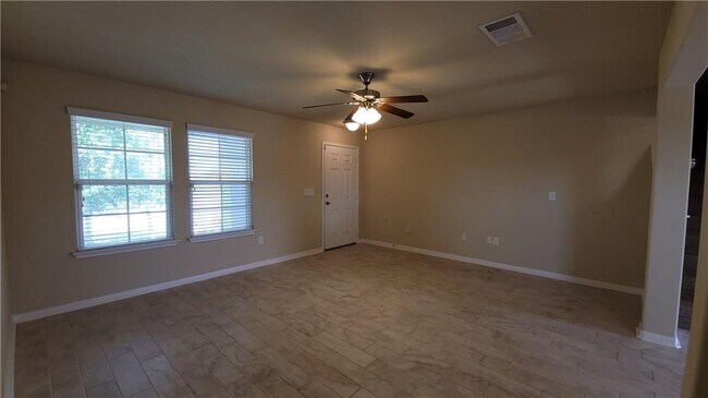 Photo - 110 Wilson Ct.